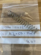 Suzuki GS125 carburettor spring in good condition , See below