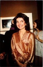 Jackie Onassis Smiling Gold Jacket 1981 Coral-Lee Mike Roberts Postcard