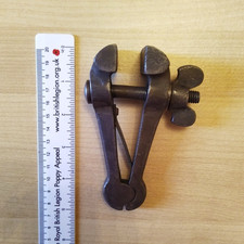 Vintage Thumb Vice, Hand Vice, 5 in x 1.5 in