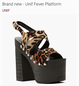 leopard pumps size 11