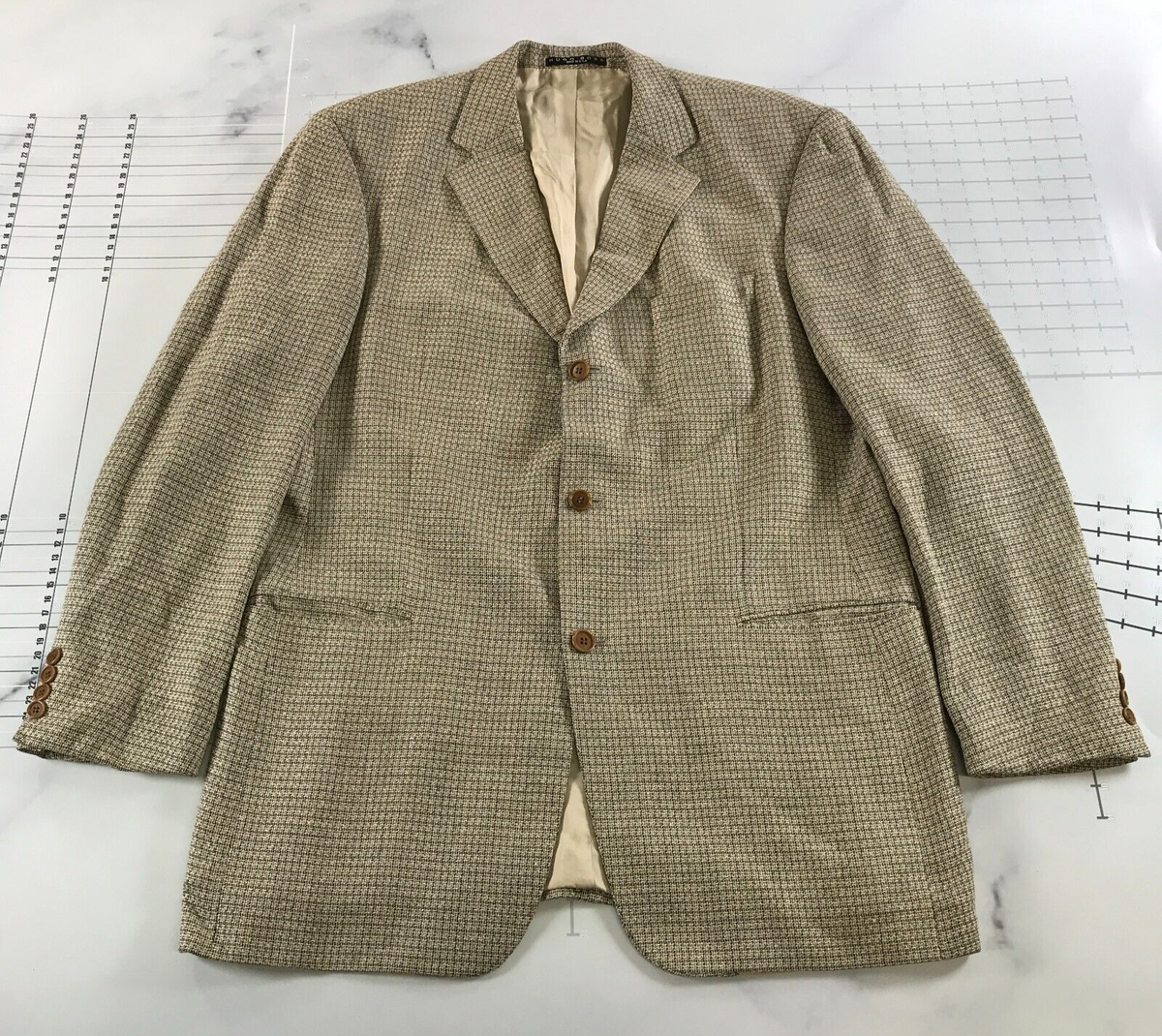 Hugo Boss Suit Jacket Blazer Mens 44T Beige Three Button Silk Wool Blend  Tweed