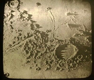 DER MOND ANTIKE MAGISCHE LATERNENSCHIEBER Platon & Alpental Einschlagkrater S131