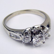 Vintage 1.4Ct Round Cut CZ 3-Stone Inspired Wedding Engagement Ring 925 Silver