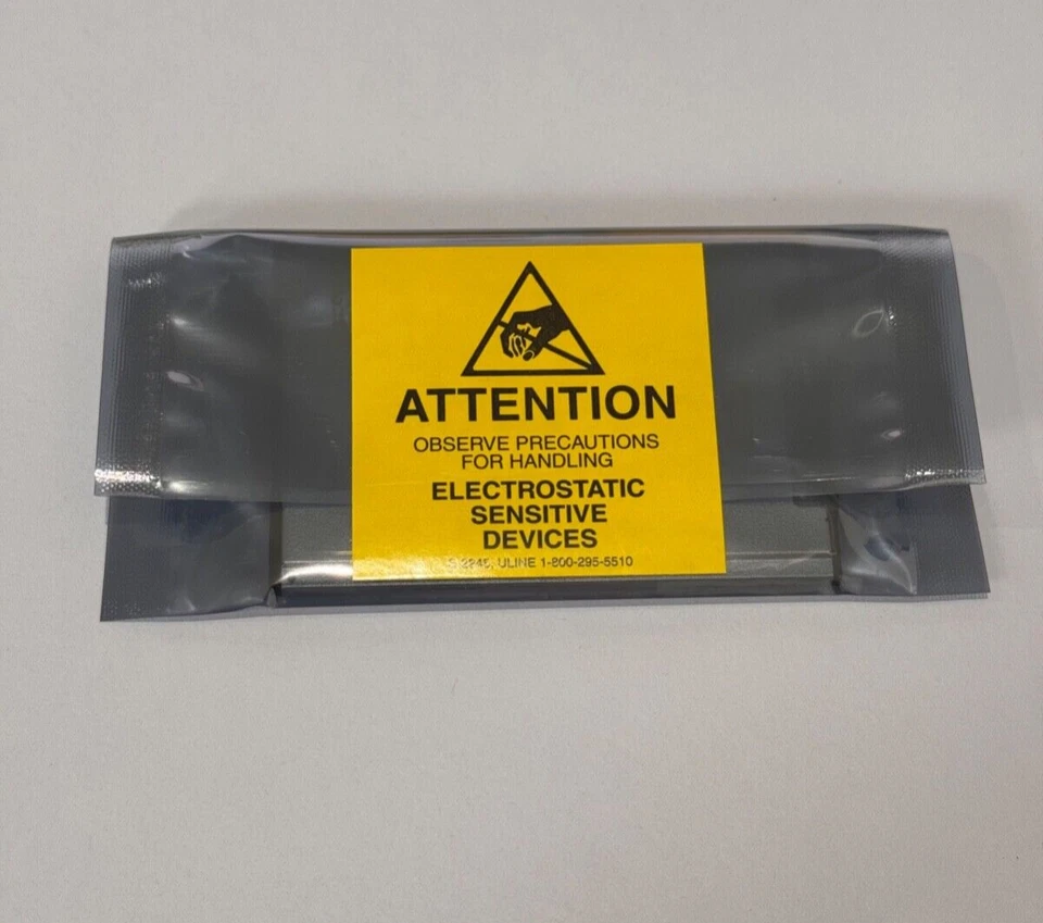 Intel SSDSA1M080G2GN 80GB 1.8 inch SATA SSD - Image 2 of 2