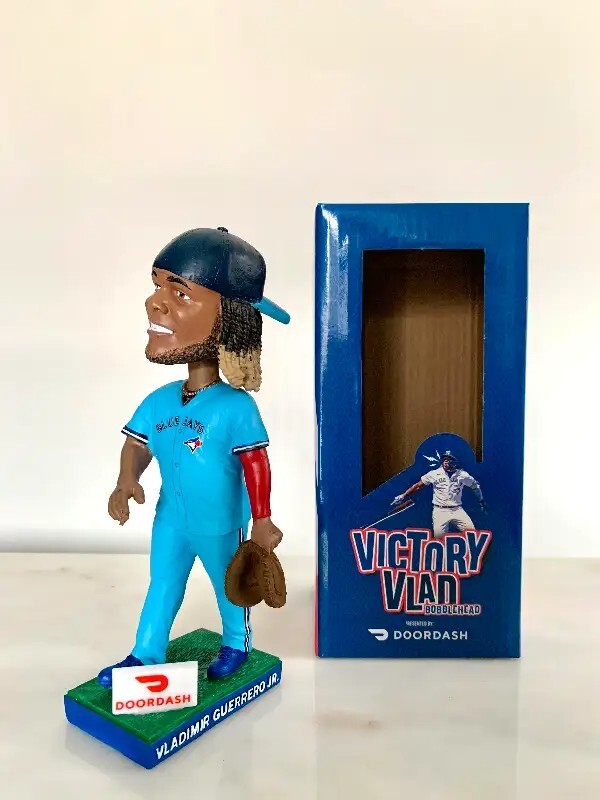 スポーツ VLADIMIR GUERRERO JR. BOBBLEHEAD Vladimir Guerrero Jr. Toronto Blue Jays Gold Glove