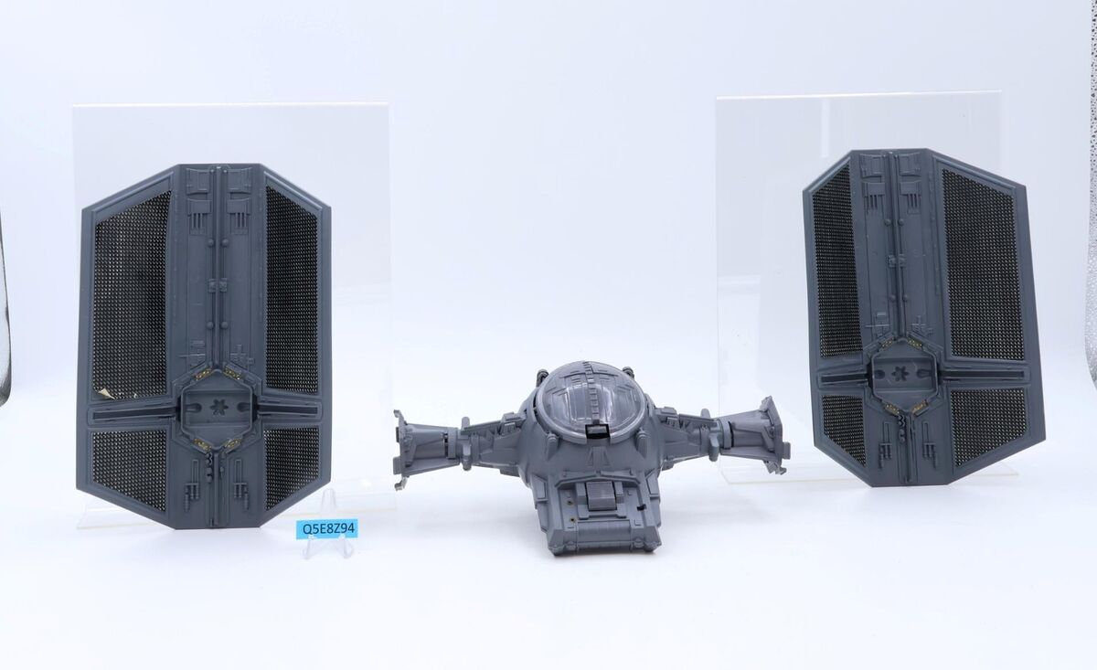 Darth Vader Tie Fighter 100% Complete W/ Box Star Wars 1978 Darth Vader Tie Fighter 100% Complete W/ Box Star Wars 1978