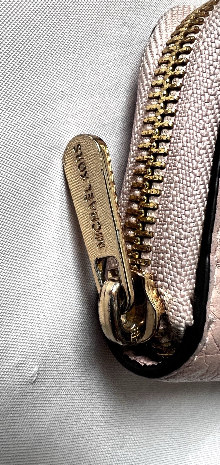 Michael Kors Fulton leather zip around credit cards purse coin case light pink thumbnail 2