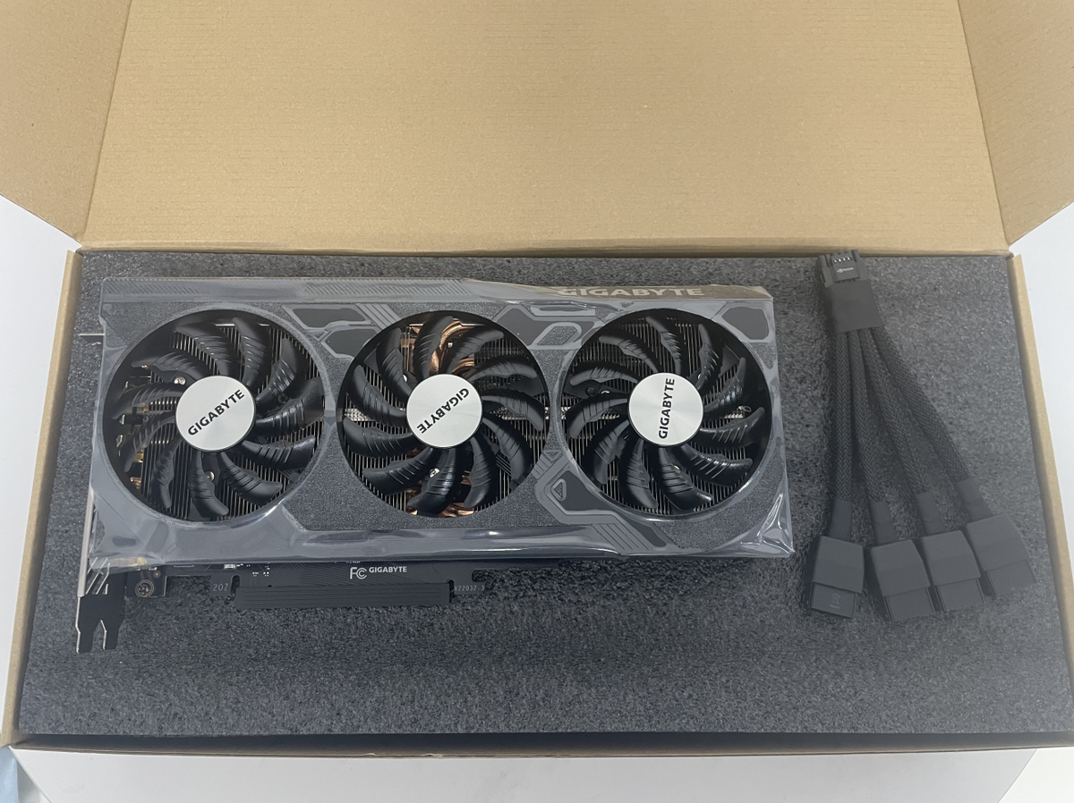 GIGABYTE GeForce RTX 4070 Ti SUPER OC 16GB WINDFORCE GPU Gaming