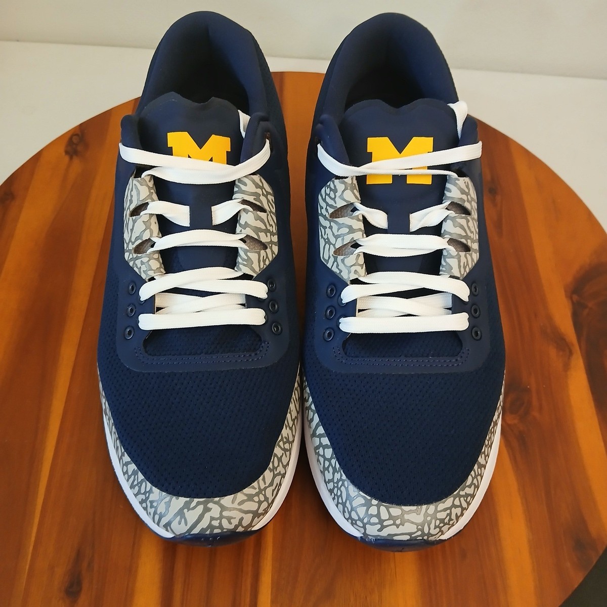 Jordan Zoom Tenacity 88 Mens 11.5 Navy Michigan Wolverines  display picture 3