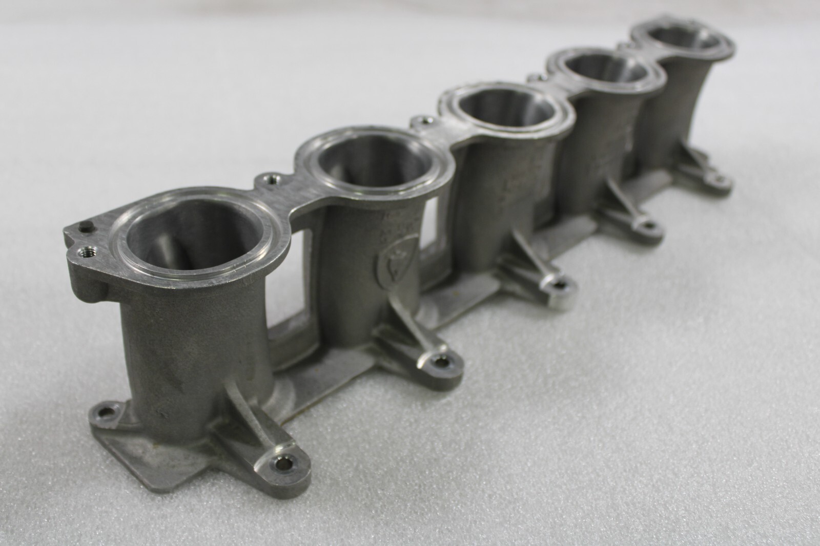 Lamborghini Gallardo, Lower Intake Manifold, Used, P/N 07L133206C