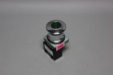SIEMENS GREEN ILLUMINATED MUSHROOM HEAD PUSH PULL BUTTON 52PP2L3 W/O 52BJK