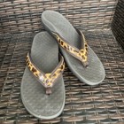Vionic Tide II Leopard Print Patent Thong Flip Flops Women's Size 11 — photo 1