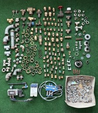 Sanitärmaterial, Wasserinstallation, Fittinge, Rohrschellen etc.