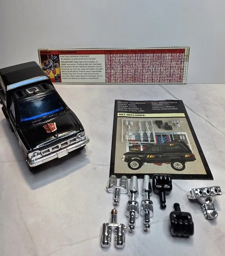 Trailbreaker 100% Complete 1985 Vintage G1 Transformers Action Figure