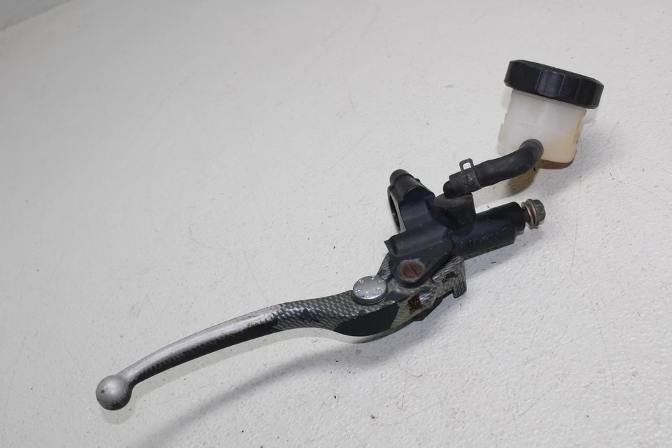 1999-2002 Suzuki Sv650s Front Brake Master Cylinder W/ Calipers - Image 2 of 4