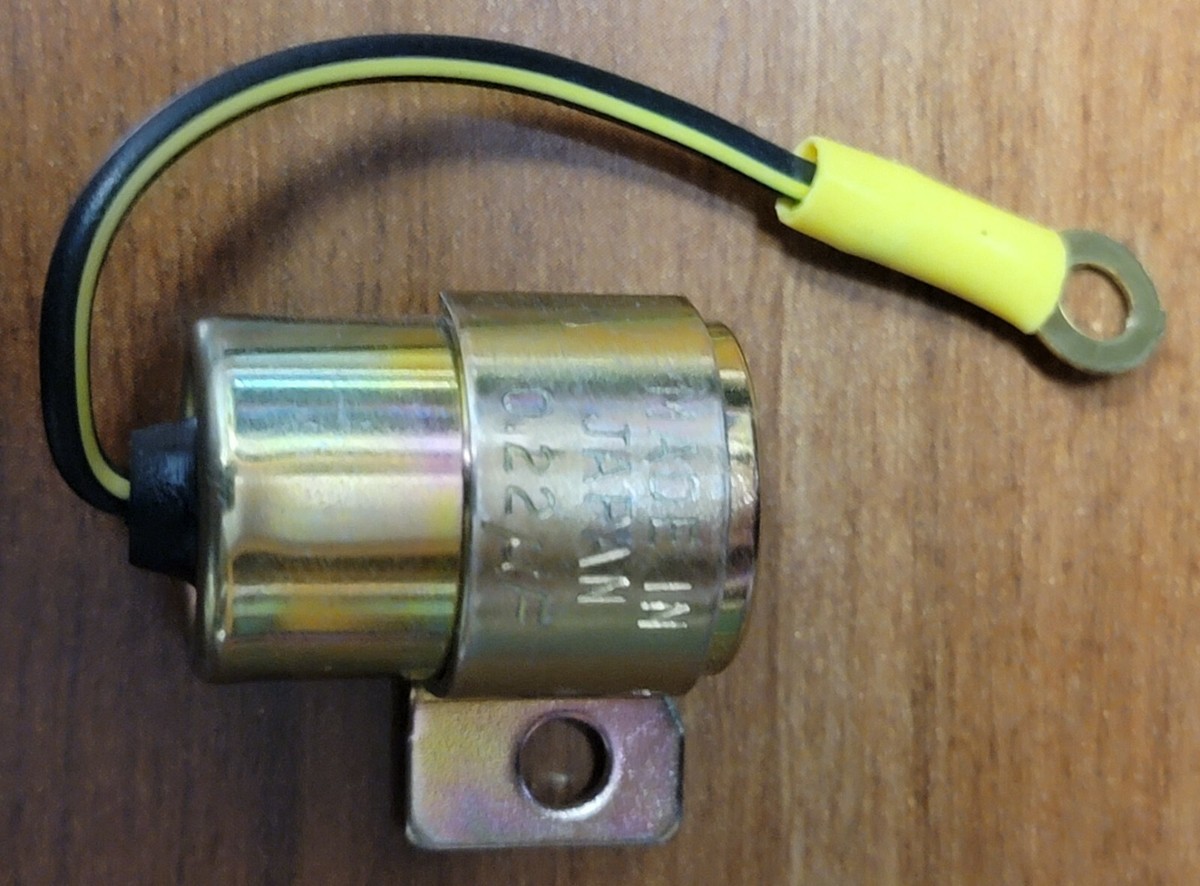 19133-10010 Ignition Condensor Fits Toyota Land Cruiser Corona