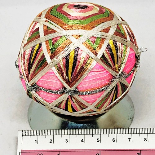Japanese Temari Thread Luxury Hand Ball Handmade Traditional Art Souvenir T17 - Picture 8 of 8