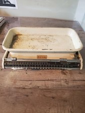 Vintage Royal Baby Scale