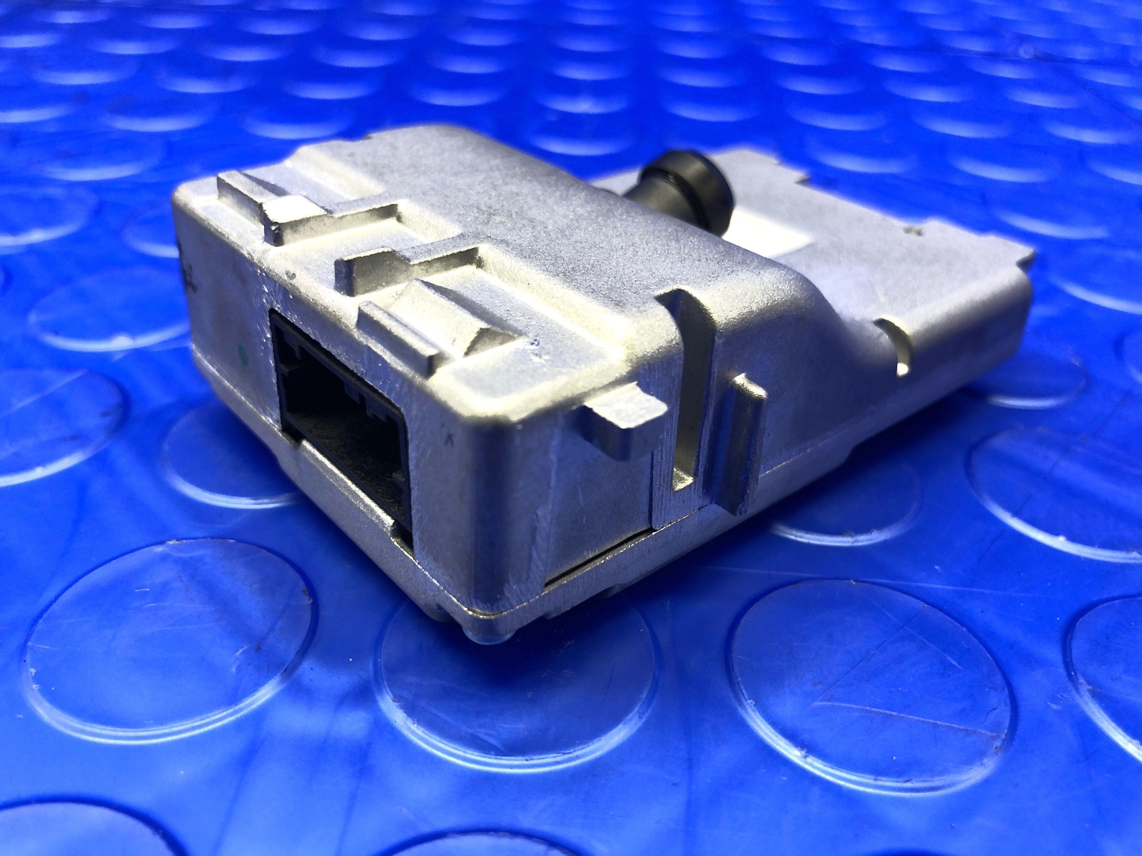 2014-2021 MASERATI GHIBLI FRONT WINDSHIELD LANE KEEP ASSIST CAMERA 670105420 OEM