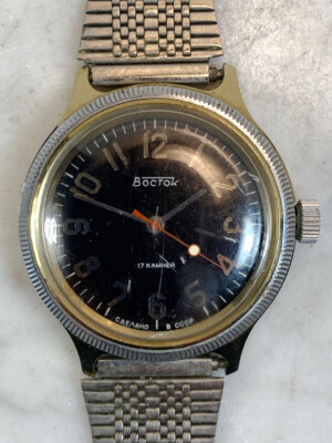 ◆激レア◆Vostok◆アンティーク◆手巻き◆腕時計◆メンズ◆旧ソ連◆黒◆ s-l400.jpg