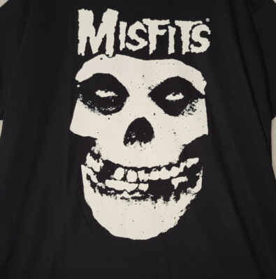 MISFITS Shirt Mens Large Black Horror Punk Rock Hargcore 80s Heavy Metal NWT