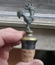 ANTIQUE 1890s BRASS ROOSTER BOTTLE TOPPER W/ORIGINAL CORK STOPPER BASE