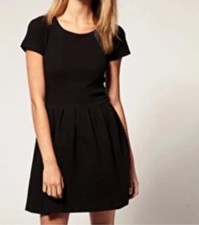 GANNI SHORT SLEEVE FIT AND FLARE DRESS PLEATED BLACK TEXTURE SIZE MEDIUM MED
