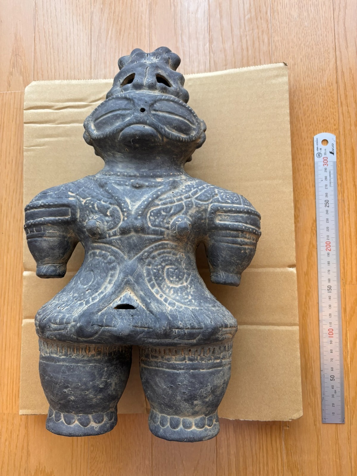 Jomon Period Dogu Carbonized Clay Replica Statue 43cm from JPN
