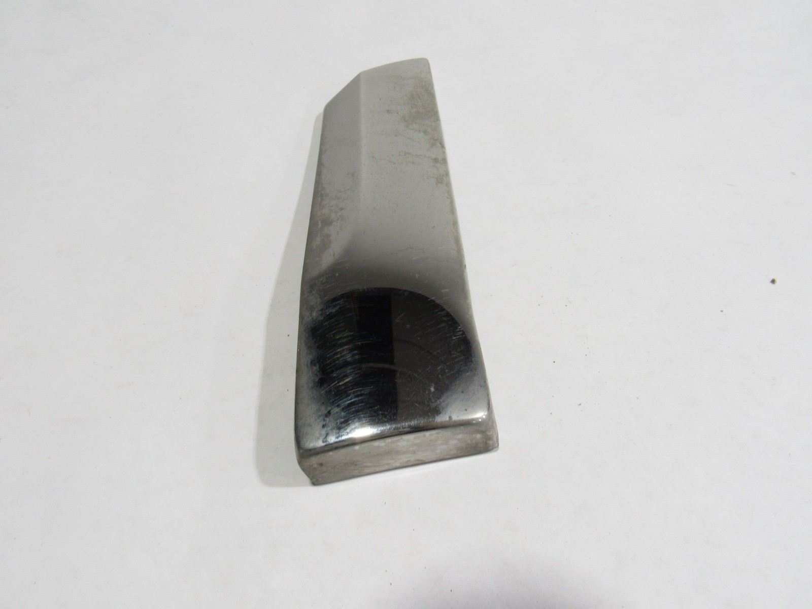10-20 Bentley Mulsanne 2012 Rear Right Quarter Chrome End Molding @1