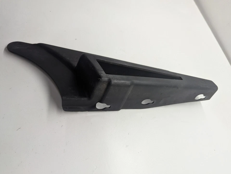 Cubierta de cinturón inferior OEM 2004-2019 Harley Davidson Sportster XL1200 883 Foto 3 de 4