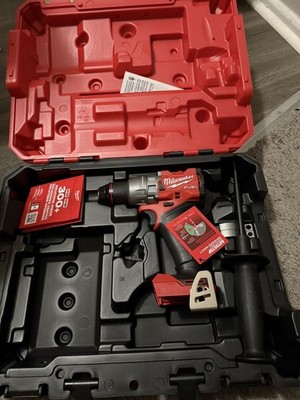 *READ*Milwaukee M18 FUEL 18V Brushless Cordless 1/2 in. Drill Driver  2903-22  