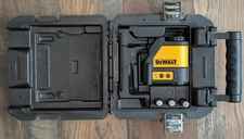 DEWALT DW088CG, Green Self-Leveling Cross Line Laser Level  LaserChalkLine™