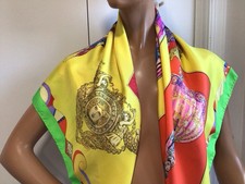 GIANNI VERSACE - ATELIER VERSACE MEDUSA SILK SCARF 90 34 X 34 / RARE