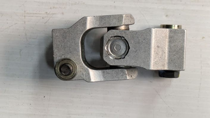 FERRARI 360 PART STEERING COLUMN SHAFT u joint lower 171528
