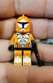 LEGO Star Wars Clone Wars Bomb Squad Trooper Minifigure (7913) sw0299 C16-2 EUC 