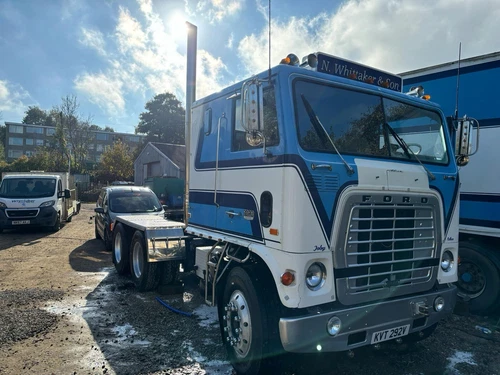 Ford W9000 American Truck  - Picture 1 of 7