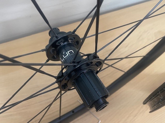 Lun Hyper carbon wheel set 50mm Black Edition Shimano 700C road