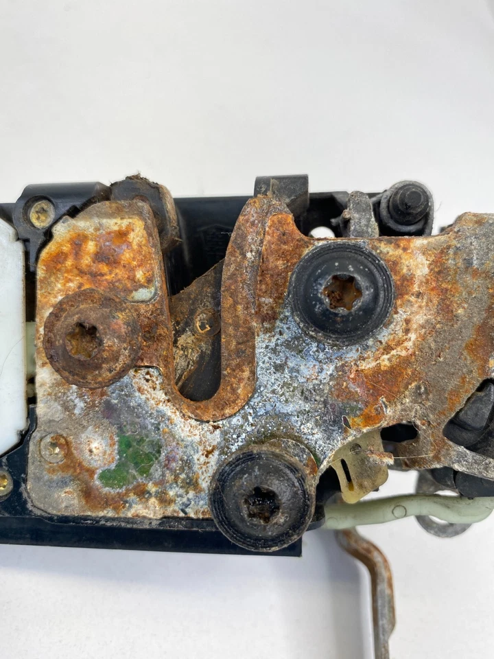 2002-2009 GMC Envoy Trailblazer atuador de trava de porta frontal esquerda 16639869 fabricante de equipamento original - Imagem 4 de 4