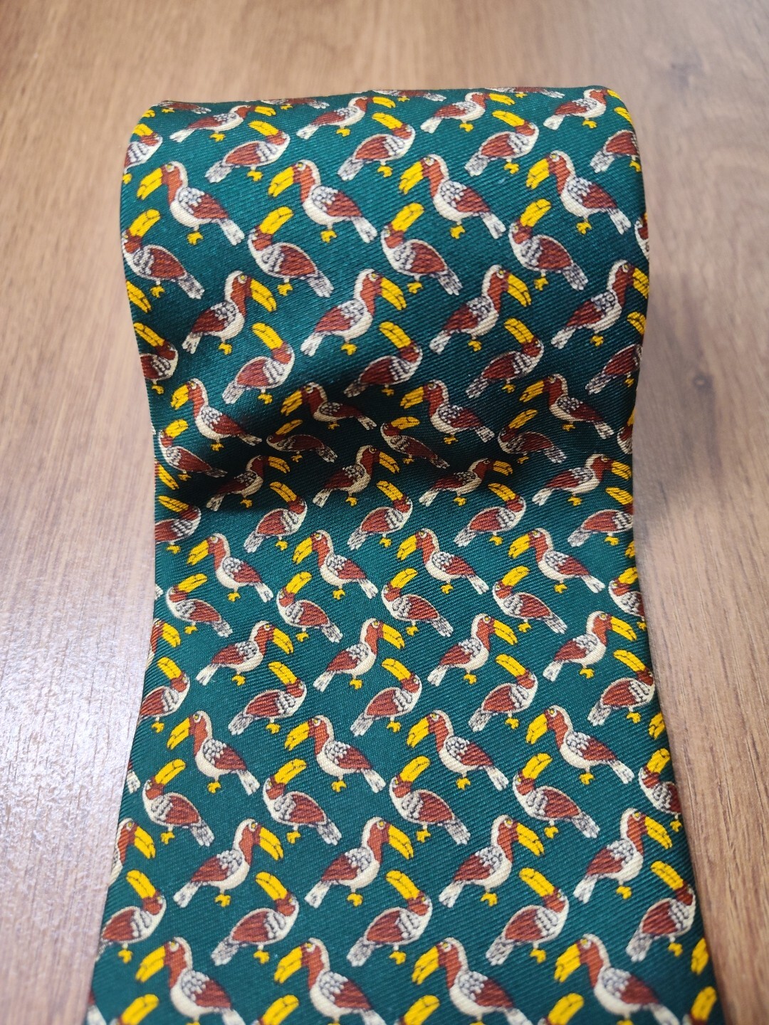 VINTAGE Brooks Brothers Basics Mens Silk Necktie Toucans All Over Print 59x3.5" thumbnail 5
