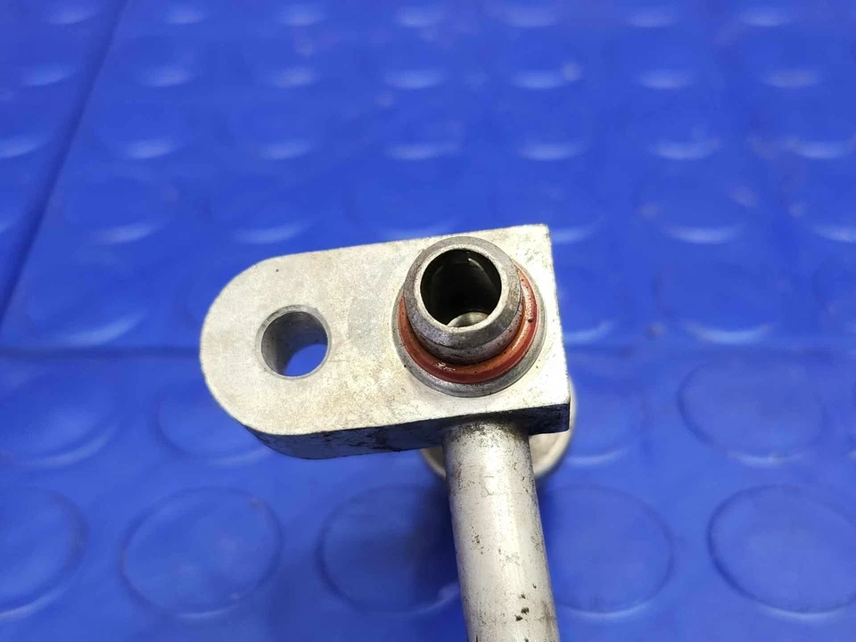 Manguera líquida aire acondicionado Volkswagen Routan 2009-2010 4,0 L OEM 7B0820730 Foto 4 de 4