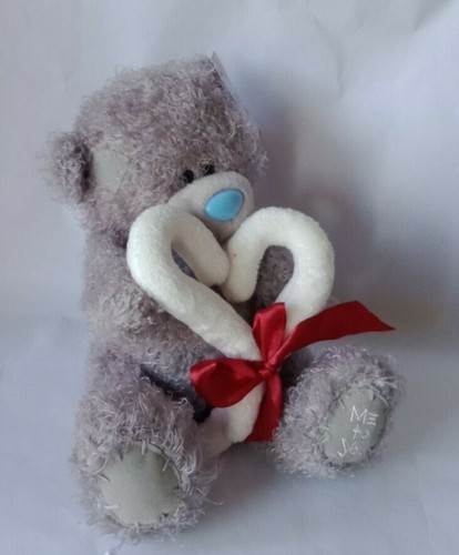 Me To You Tatty Teddy Holding A Sweet Heart (20cm) . - Picture 2 of 6