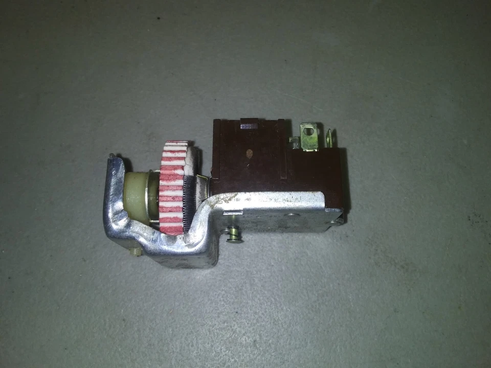 1977   Dodge/Plymouth    Fury/Monaco   Headlight Switch - Image 2 of 4