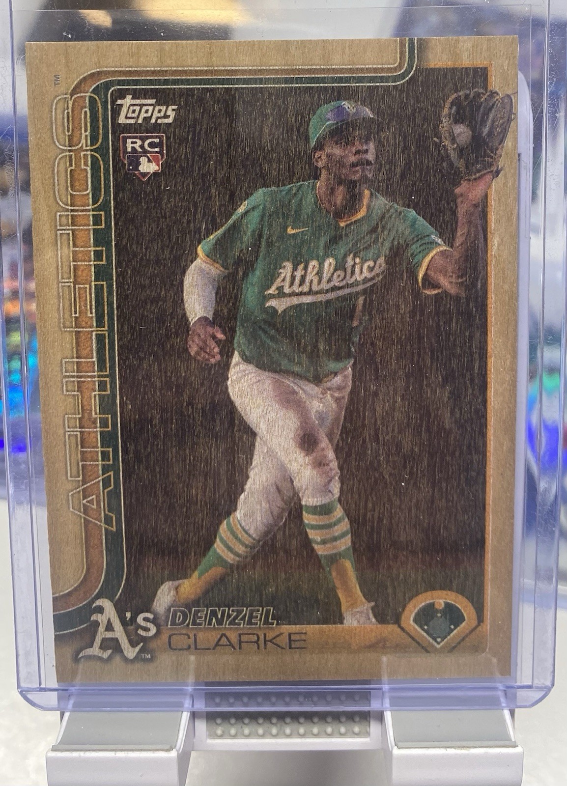 2025 Topps Update #US14 Denzel Clarke RC Wood Grain SSP Rookie #14/25 A’s