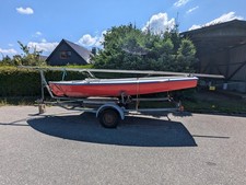 420er Jolle inkl. Stra&szlig;en- und Slip-Trailer