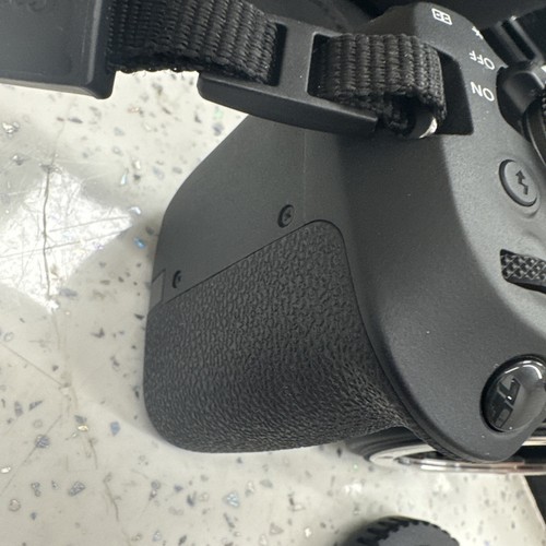 CANON EOS 2000D CAMER BODY CAP & SOFT CASE ONLY - FULLY TESTED - FREE DELIVERY - Afbeelding 8 van 18