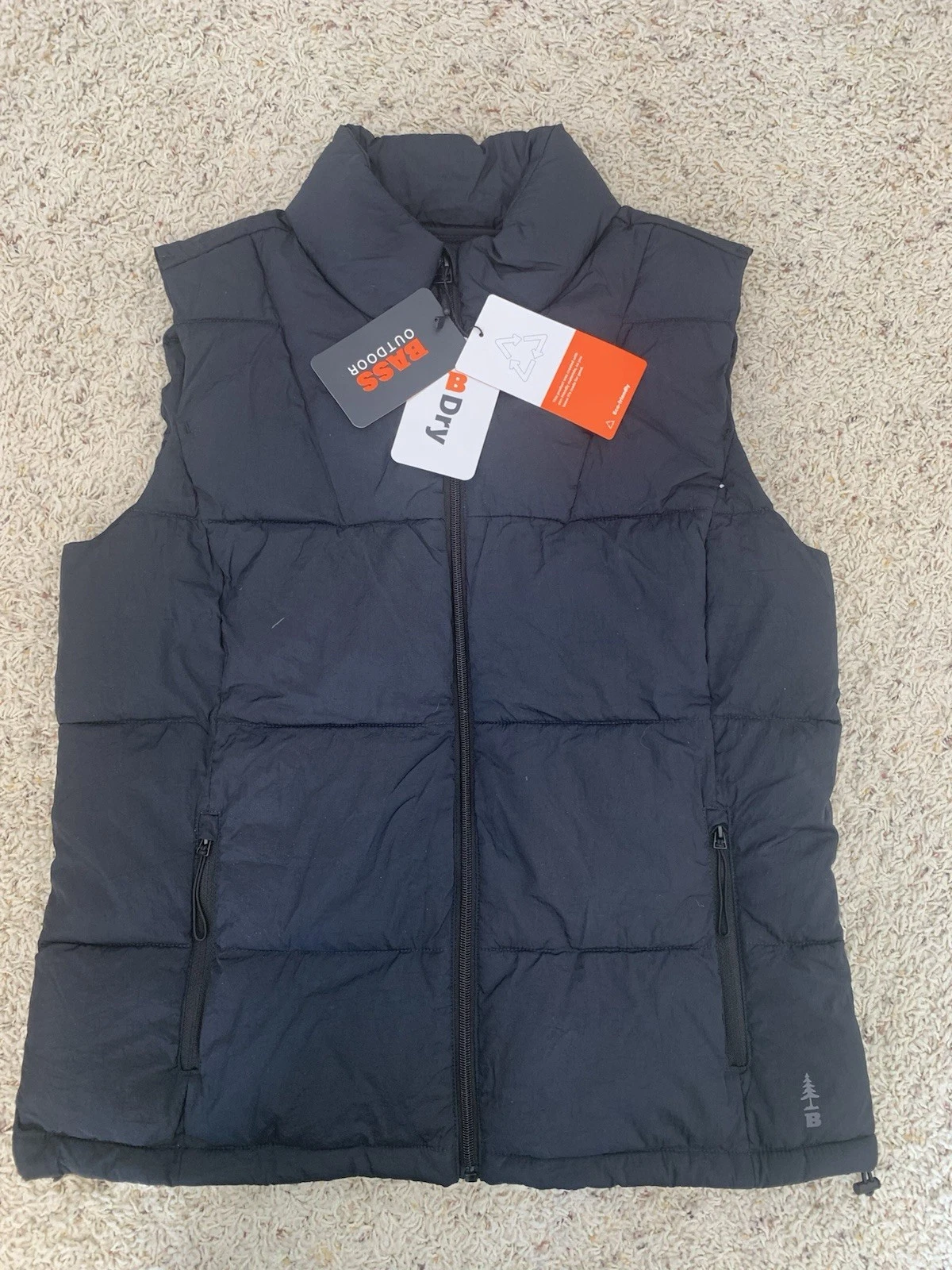 Bass Outdoor Vest. BDry Type. Water Resistant. New With Tags. Black Size Medium