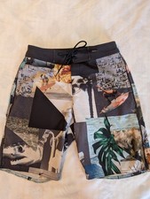 American Eagle Outfitters Men's S Board Shorts Multicolor Drawstring Pockets