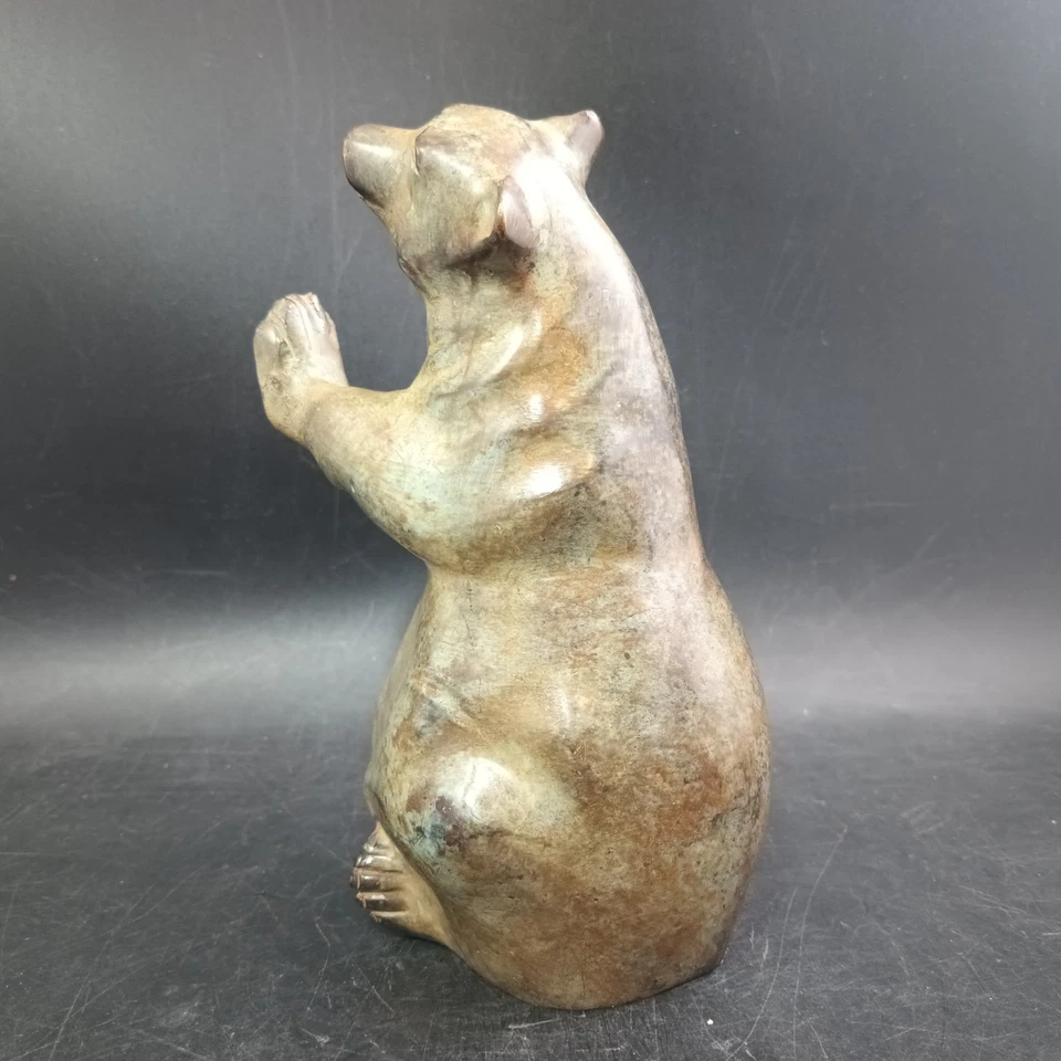 Oso polar de bronce, arte de Robert Larum, 7"x4"x3,25" Foto 3 de 4