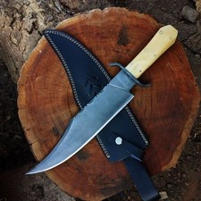 Cuchillo Bowie Juan Padillo Hecho a Mano: Acero con Resorte 5160, Mango de Hueso Estabilizado