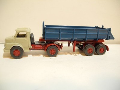 WIKING VINTAGE 1:87 MERCEDES-BENZ 1413 HINTERKIPPER CAT. #1114/1F FROM 1970 MINT
